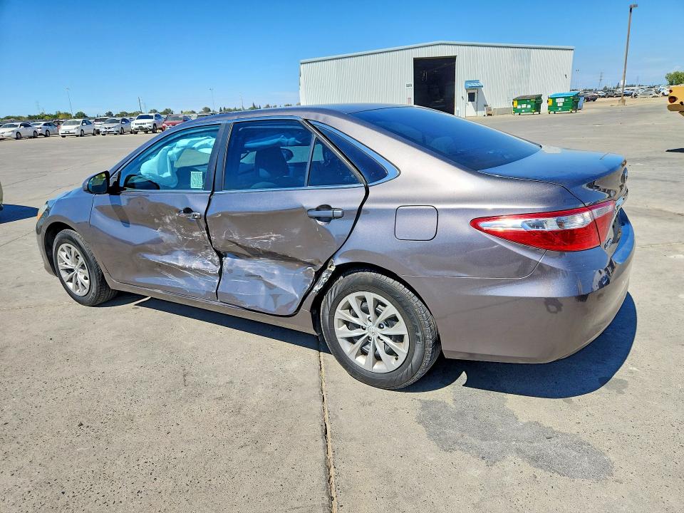 Photo 2 from auction – 2017 TOYOTA CAMRY with VIN 4T1BF1FK8HU268736