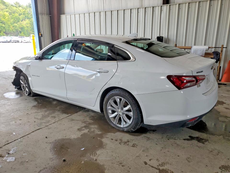 Photo 2 from auction – 2020 CHEVROLET MALIBU with VIN 1G1ZD5ST8LF028137