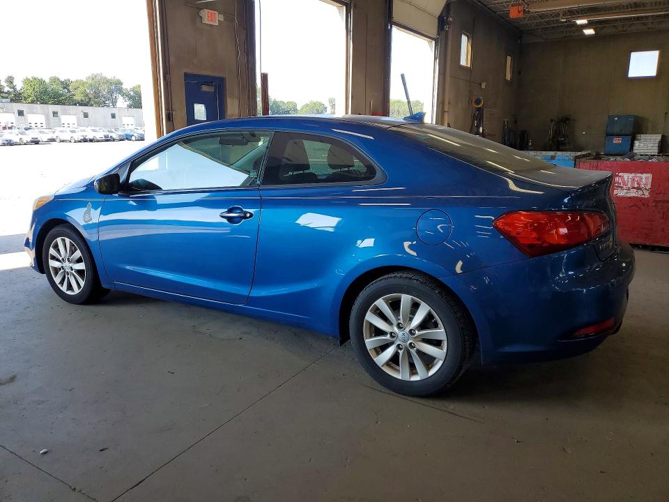 Photo 2 from auction – 2015 KIA FORTE KOUP with VIN KNAFX6A86F5297605