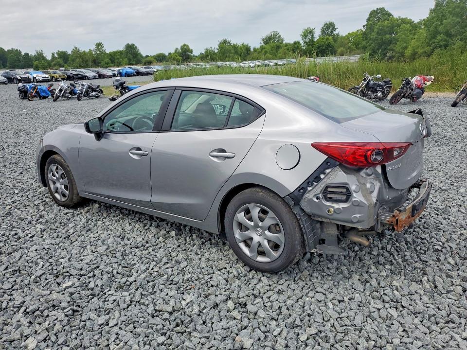 Photo 2 from auction – 2015 MAZDA 3 with VIN 3MZBM1U72FM161270