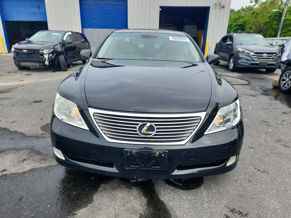 Photo 5 from auction – 2007 LEXUS LS with VIN JTHBL46F275037453