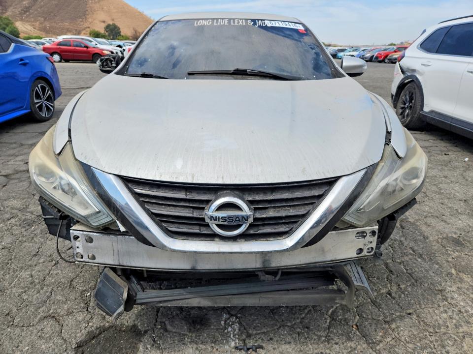 Photo 5 from auction – 2017 NISSAN ALTIMA with VIN 1N4AL3AP3HC199909