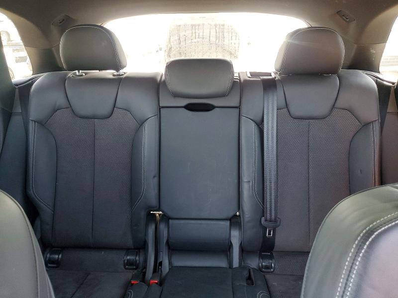 Photo 10 from auction – 2018 AUDI SQ5 with VIN WA1A4AFY2J2174101