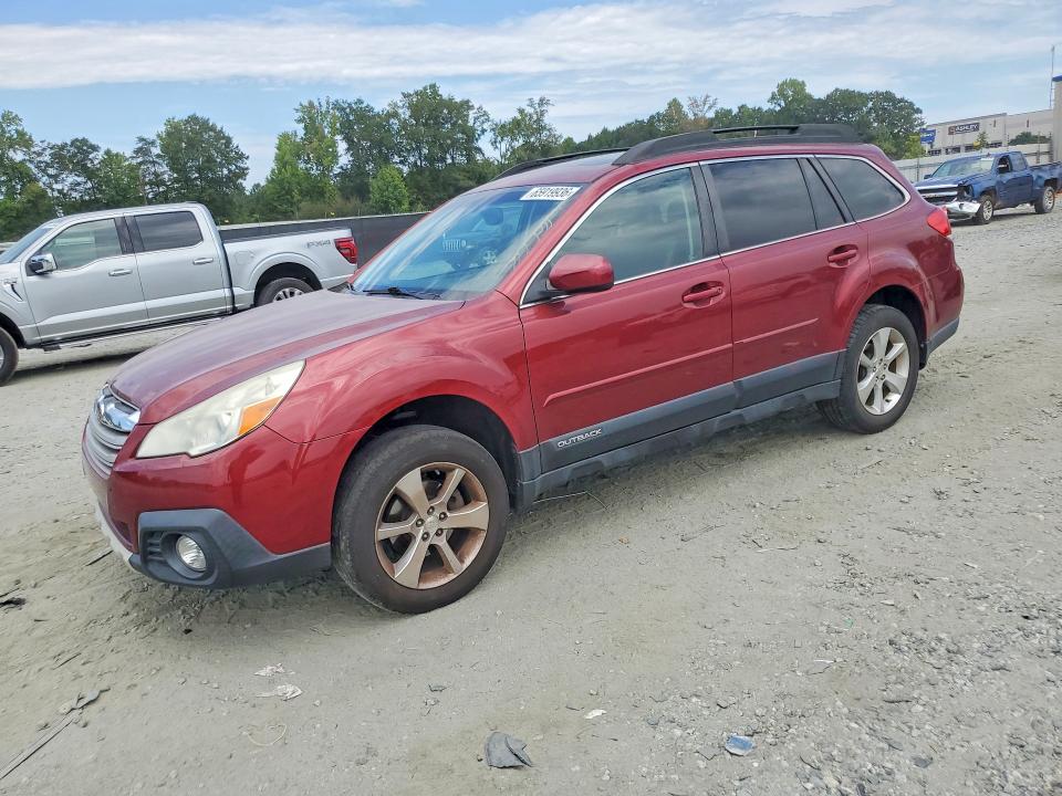 SUBARU OUTBACK 2014 with VIN 4S4BRCMCXE3303096 - Photo from auction