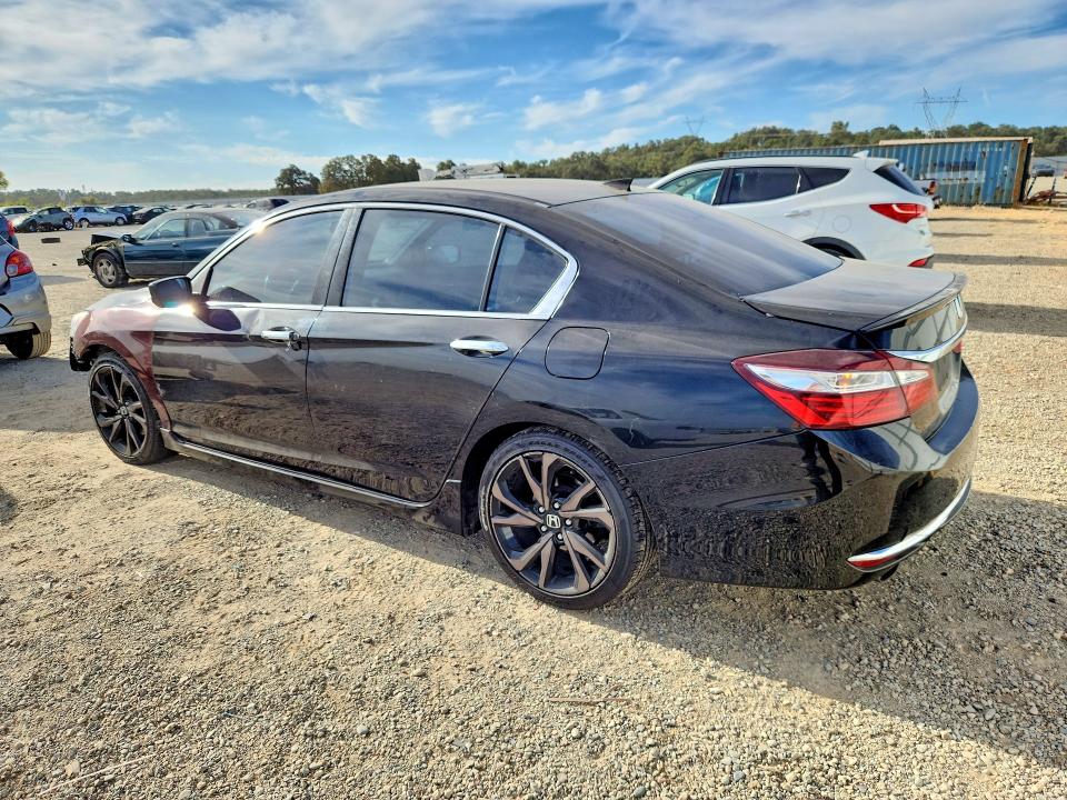 Photo 2 from auction – 2017 HONDA ACCORD with VIN 1HGCR2F11HA007206