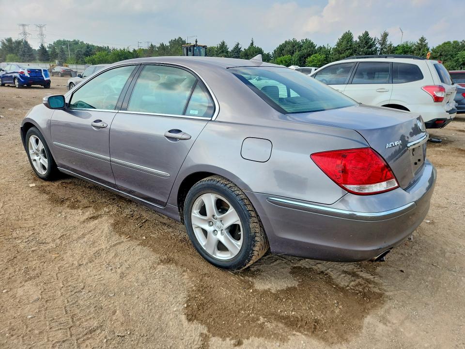 Photo 2 from auction – 2006 ACURA RL with VIN JH4KB16596C009894