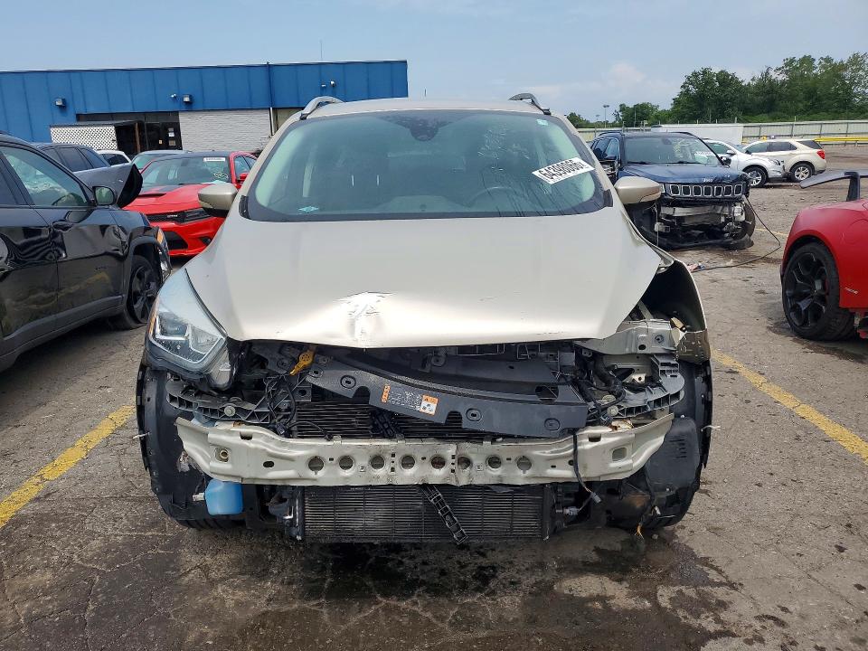 Photo 5 from auction – 2017 FORD ESCAPE with VIN 1FMCU0JD8HUC64358
