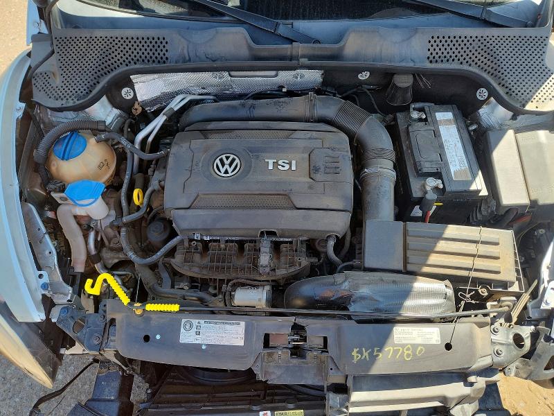Photo 11 from auction – 2014 VOLKSWAGEN BEETLE with VIN 3VWJ07AT9EM661825