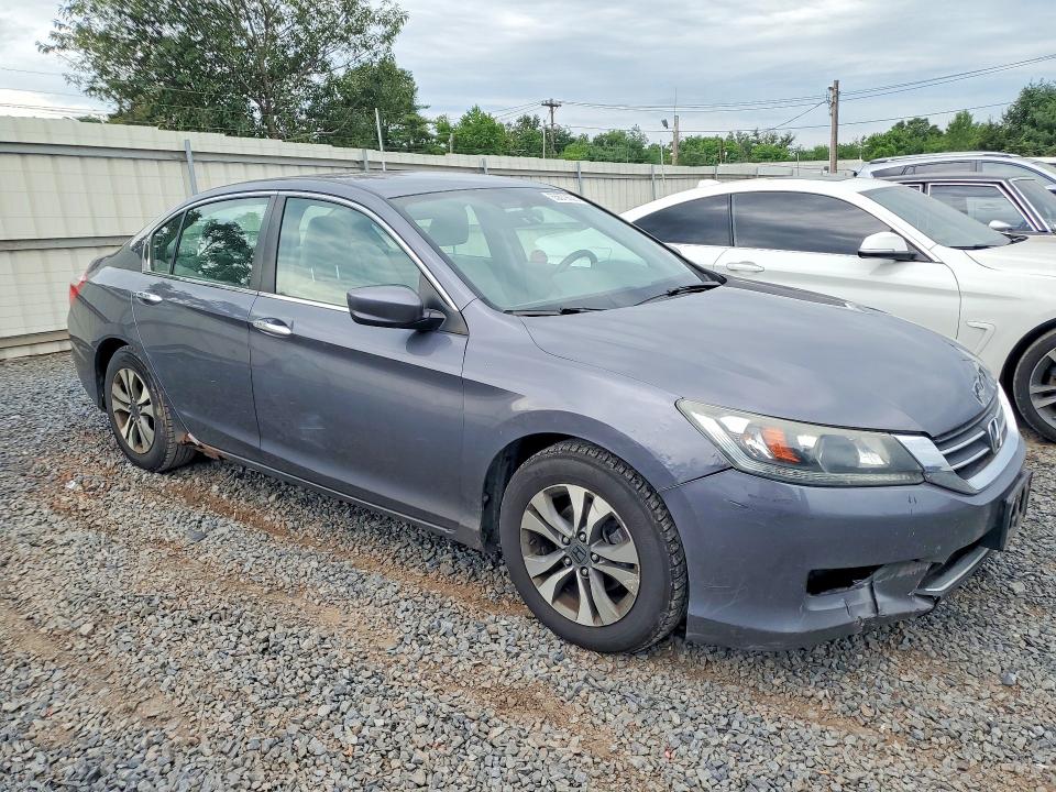 Photo 4 from auction – 2013 HONDA ACCORD with VIN 1HGCR2F33DA135295