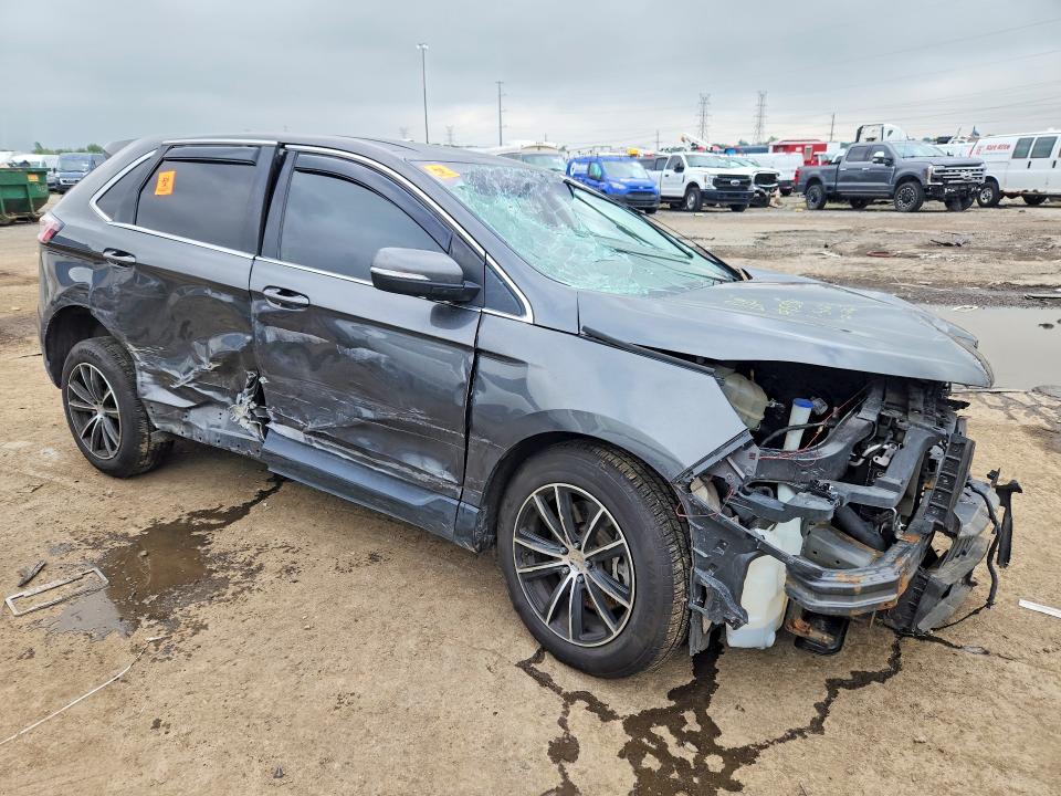 Photo 4 from auction – 2020 FORD EDGE with VIN 2FMPK4J97LBA26123