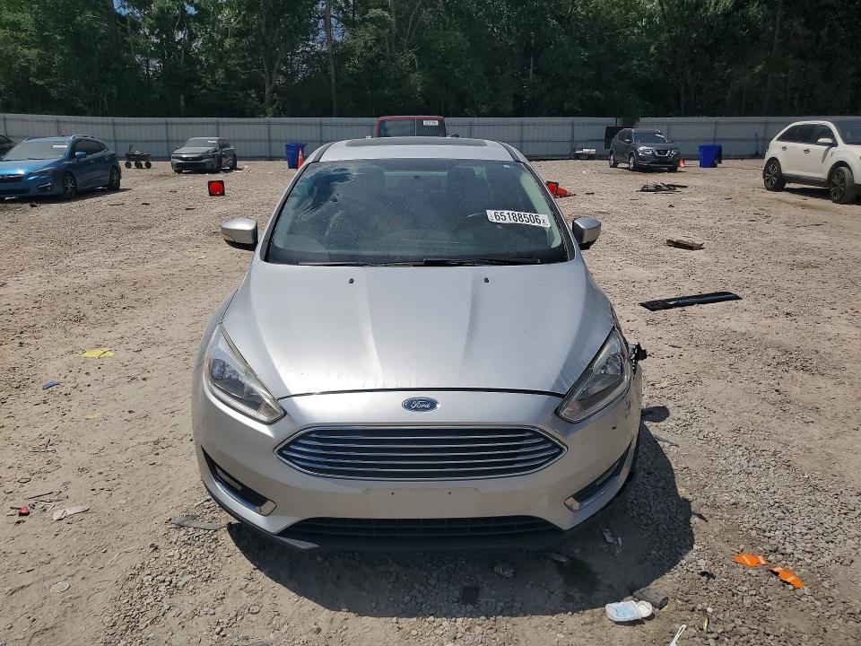 Photo 5 from auction – 2018 FORD FOCUS with VIN 1FADP3J27JL232082