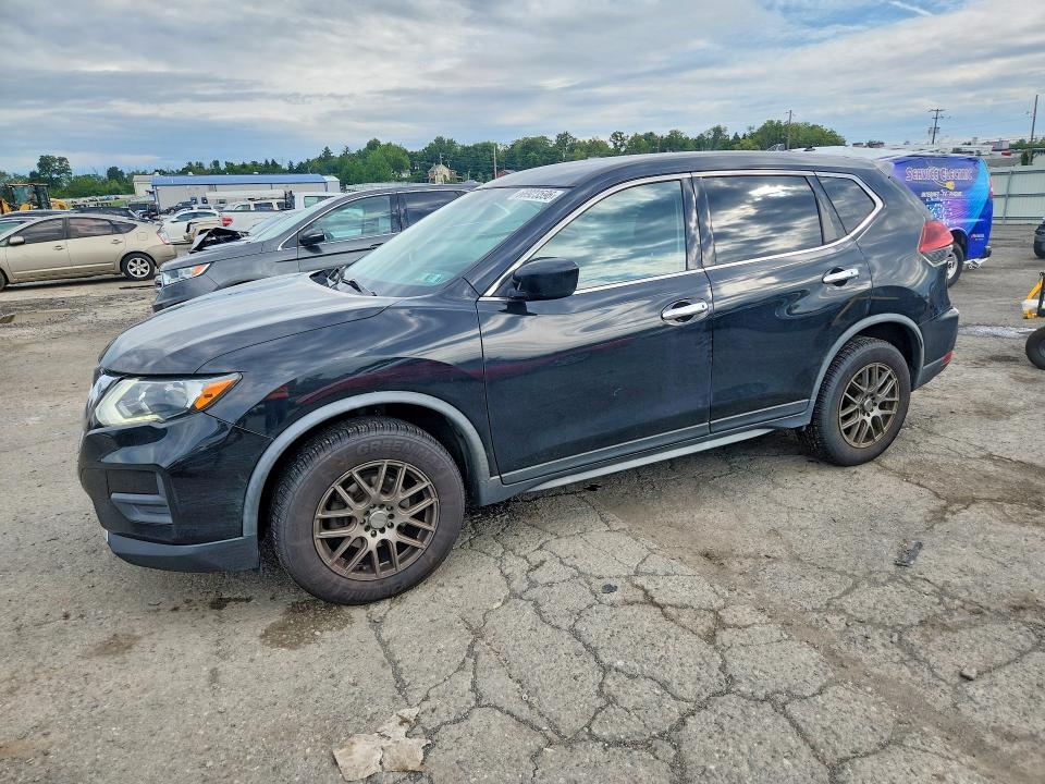 NISSAN ROGUE 2018 with VIN JN8AT2MV3JW310286 - Photo from auction