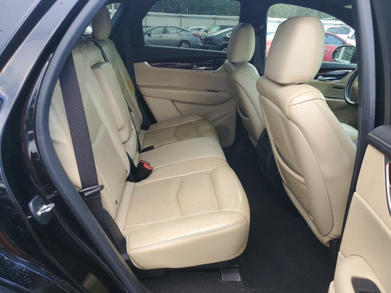 Photo 10 from auction – 2017 CADILLAC XT5 with VIN 1GYKNERS2HZ206756