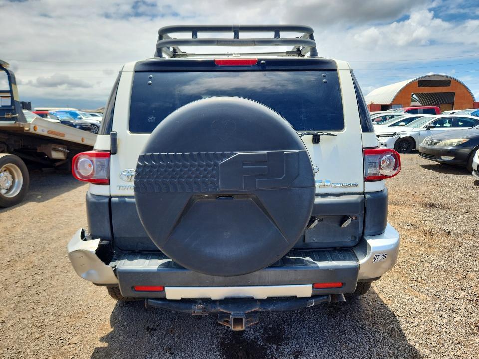 Photo 6 from auction – 2012 TOYOTA FJ CRUISER with VIN JTEBU4BFXCK132810