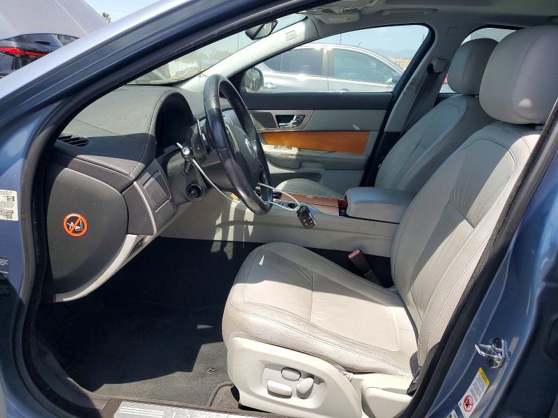 Photo 7 from auction – 2009 JAGUAR XF with VIN SAJWA05B79HR37011