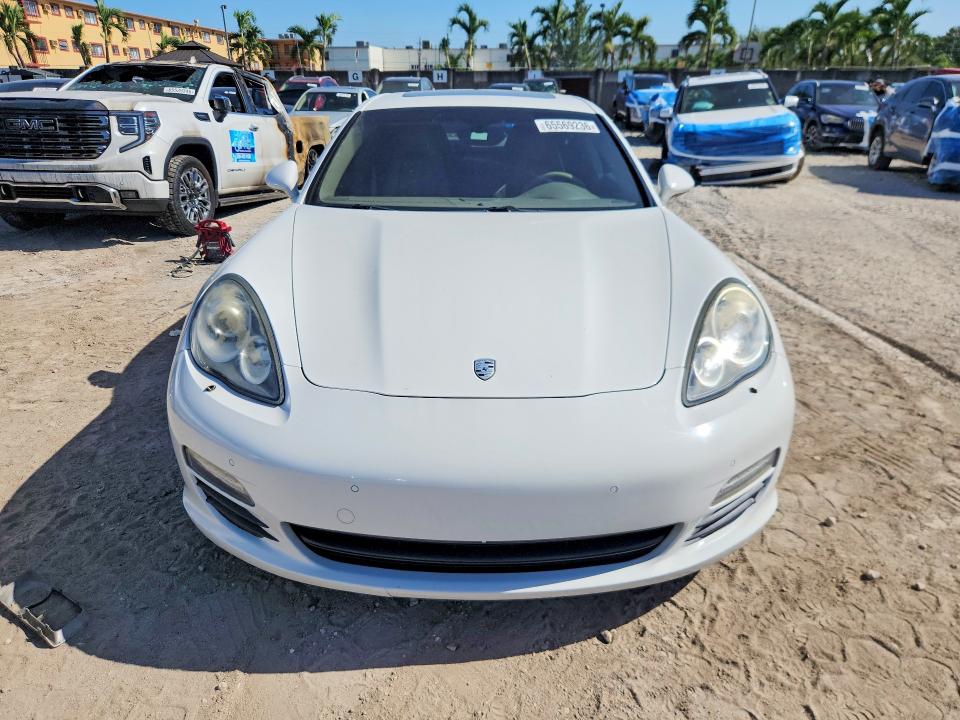 Photo 5 from auction – 2012 PORSCHE PANAMERA with VIN WP0AB2A73CL060024