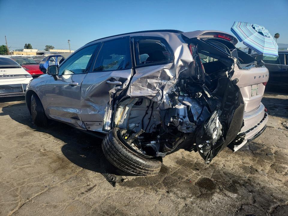 Photo 2 from auction – 2026 VOLVO XC60 with VIN YV4H60RC4T1442659