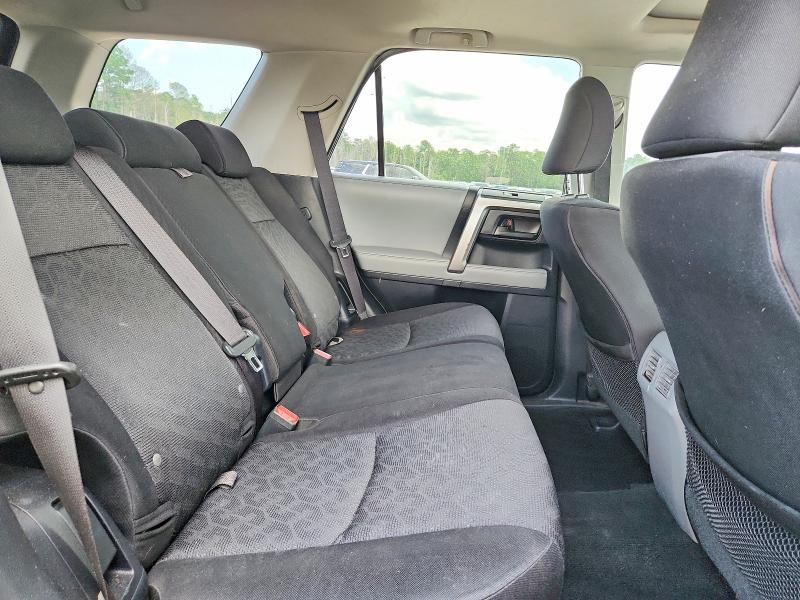 Photo 10 from auction – 2010 TOYOTA 4RUNNER with VIN JTEBU5JR1A5032611