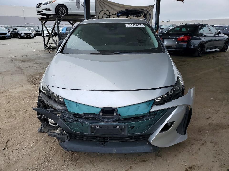Photo 5 from auction – 2017 TOYOTA PRIUS PRIME with VIN JTDKARFP7H3067672
