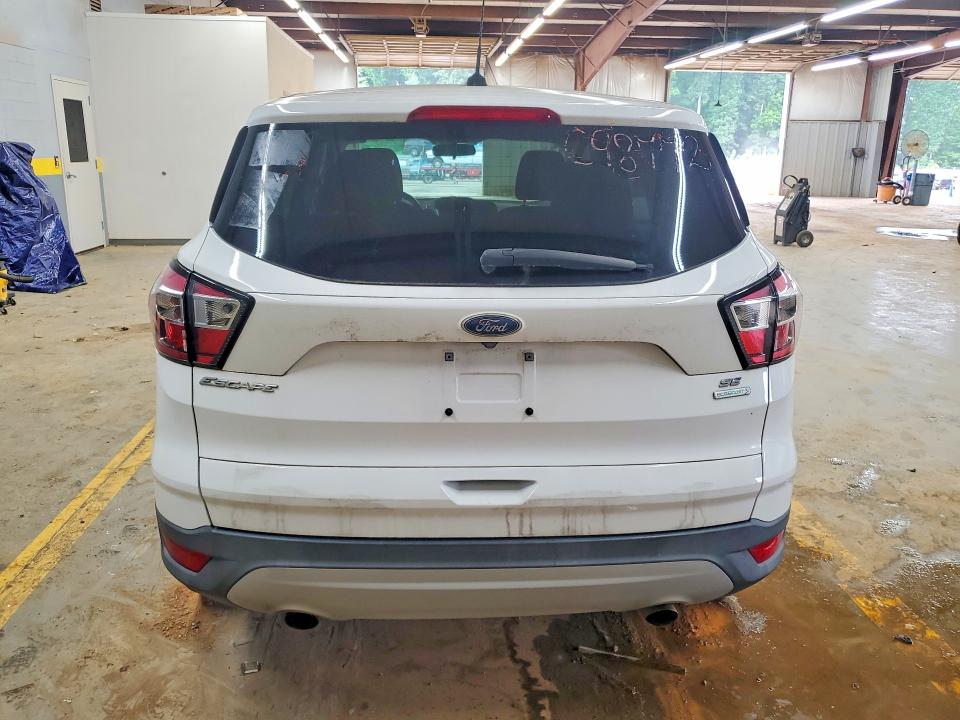 Photo 6 from auction – 2017 FORD ESCAPE with VIN 1FMCU0GD2HUC98772