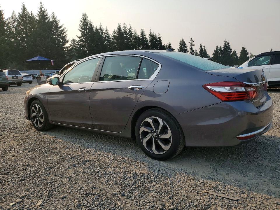 Photo 2 from auction – 2016 HONDA ACCORD with VIN 1HGCR2F79GA206085
