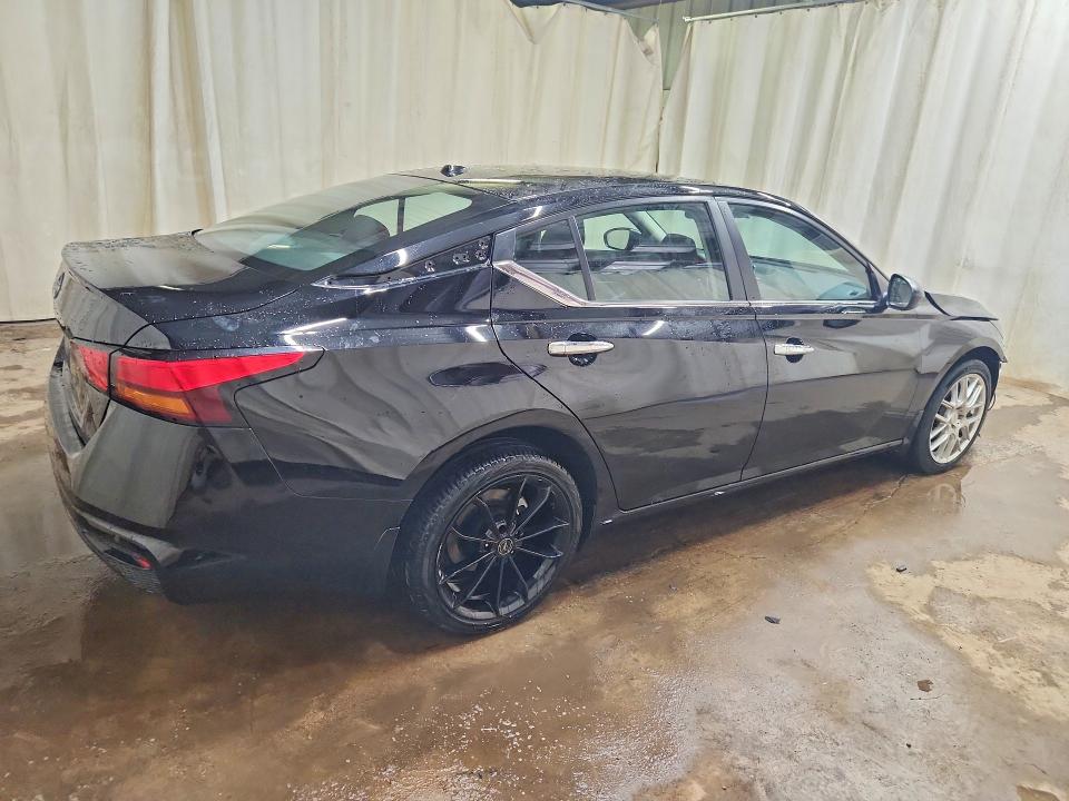 Photo 3 from auction – 2025 NISSAN ALTIMA with VIN 1N4BL4DV2SN433599