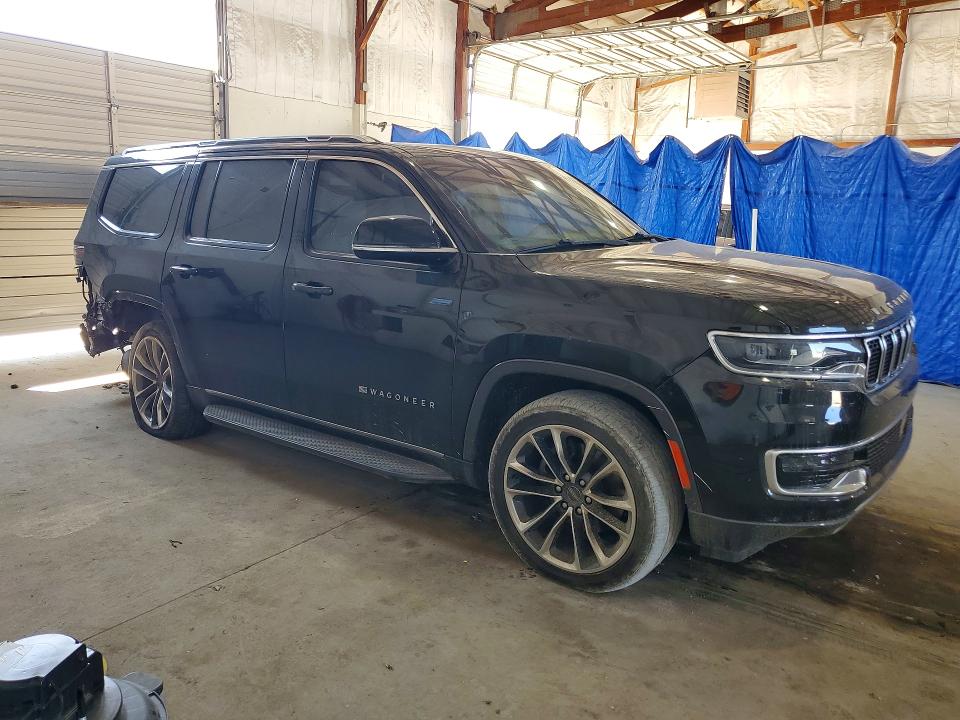 Снимка 4 от търг – 2022 JEEP WAGONEER с VIN 1C4SJVBT0NS178500