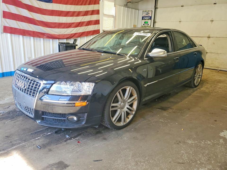 2007 AUDI S8 - Търг №66347996