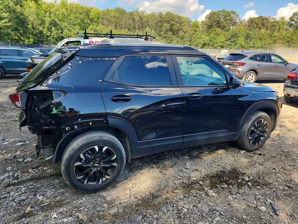 Photo 3 from auction – 2022 CHEVROLET TRAILBLAZER with VIN KL79MRSL8NB047261