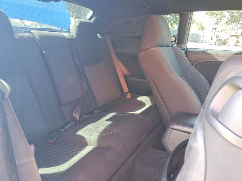 Photo 10 from auction – 2019 DODGE CHALLENGER with VIN 2C3CDZAG3KH666600