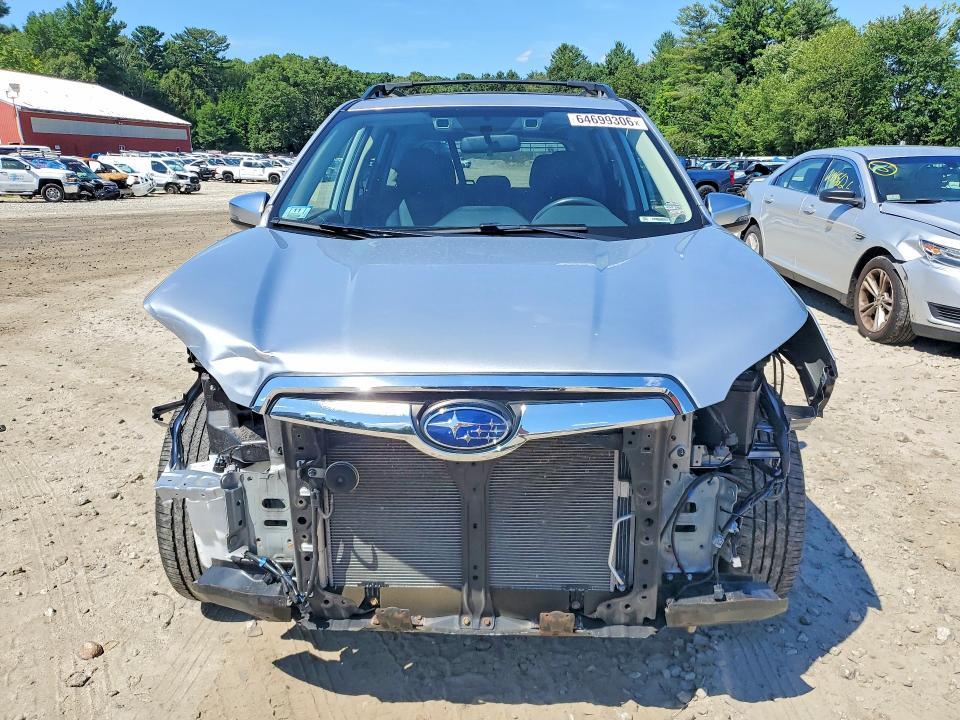 Photo 5 from auction – 2021 SUBARU FORESTER with VIN JF2SKAXCXMH419667