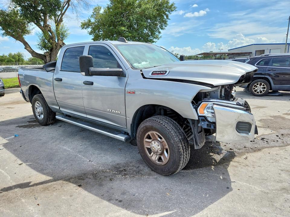 Photo 4 from auction – 2022 RAM 2500 with VIN 3C6UR5CJ9NG125453