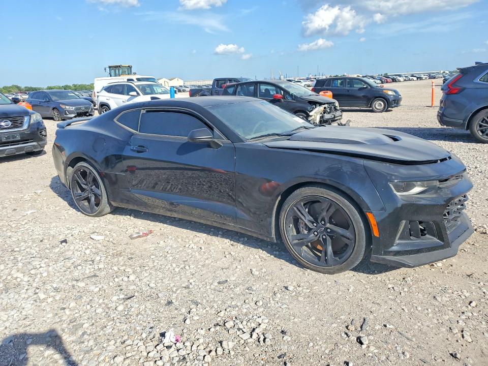 Photo 4 from auction – 2016 CHEVROLET CAMARO with VIN 1G1FH1R75G0173301