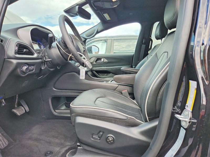 Photo 7 from auction – 2027 CHRYSLER PACIFICA with VIN 2C4RC1GG6VR575188