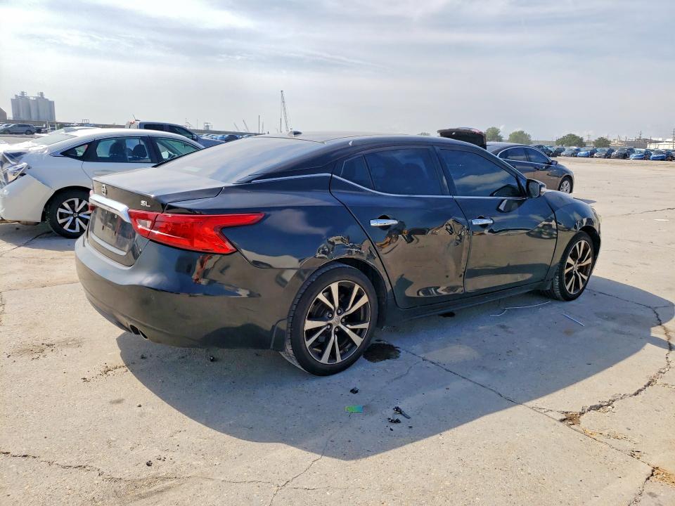 Photo 3 from auction – 2017 NISSAN MAXIMA with VIN 1N4AA6AP0HC374592