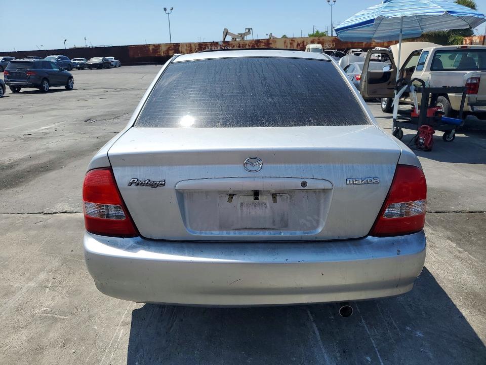 Photo 6 from auction – 2002 MAZDA PROTEGE with VIN JM1BJ225121586313