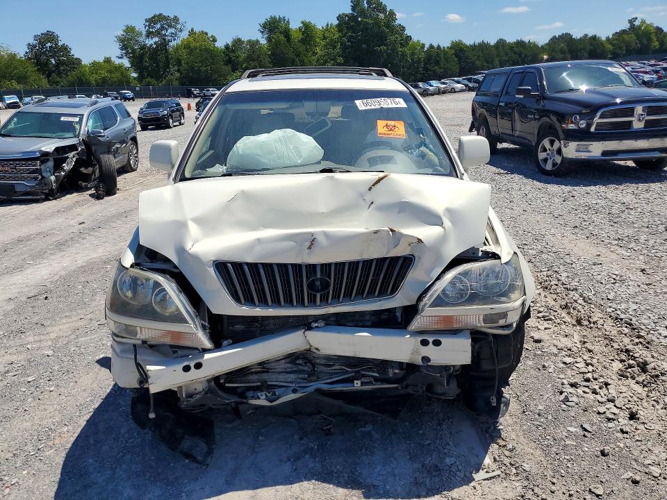 Photo 5 from auction – 2000 LEXUS RX with VIN JT6HF10U6Y0132497