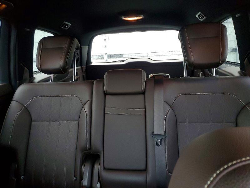 Photo 10 from auction – 2018 MERCEDES-BENZ GLS with VIN 4JGDF6EE6JB028507