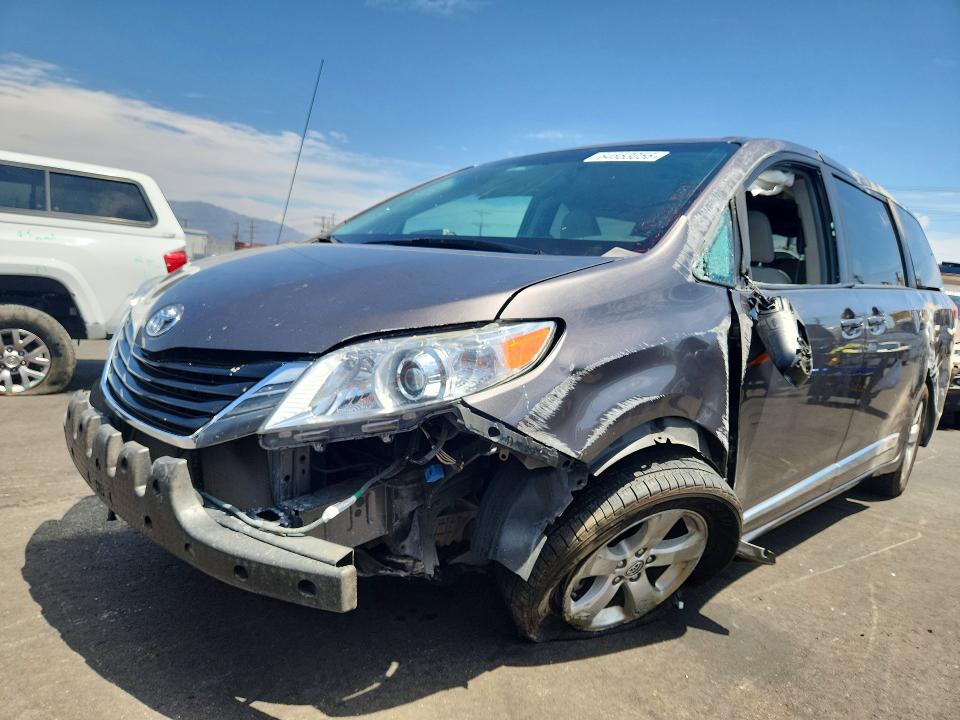 TOYOTA SIENNA 2013 with VIN 5TDKK3DC3DS400792 - Photo from auction