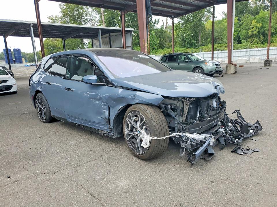 Photo 4 from auction – 2026 BMW IX with VIN WB553CF09TCU99031