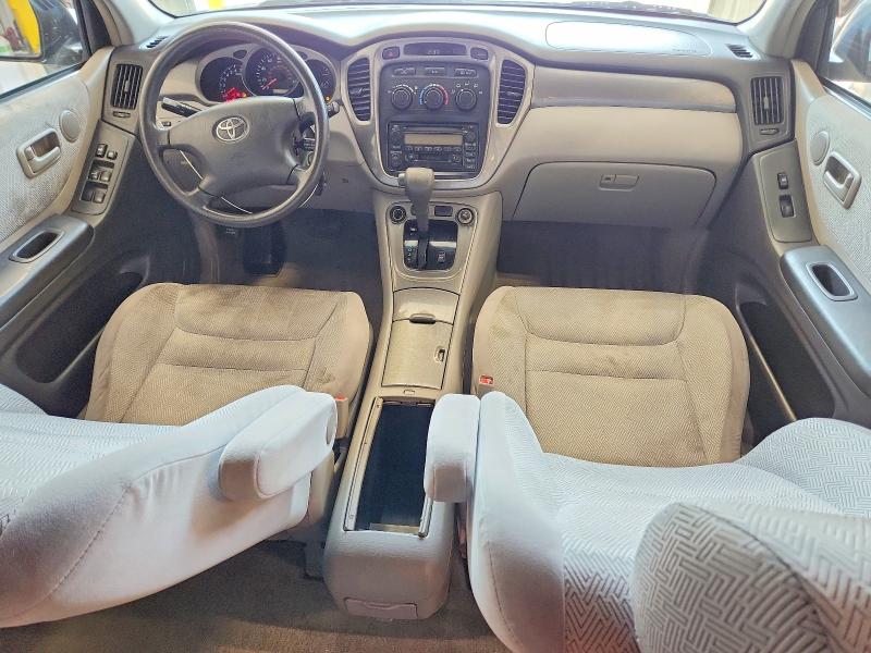 Photo 8 from auction – 2002 TOYOTA HIGHLANDER with VIN JTEHF21A720081632
