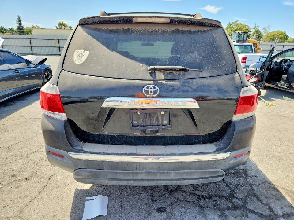 Zdjęcie 6 z aukcji – 2012 TOYOTA HIGHLANDER z VIN 5TDZA3EH9CS020933