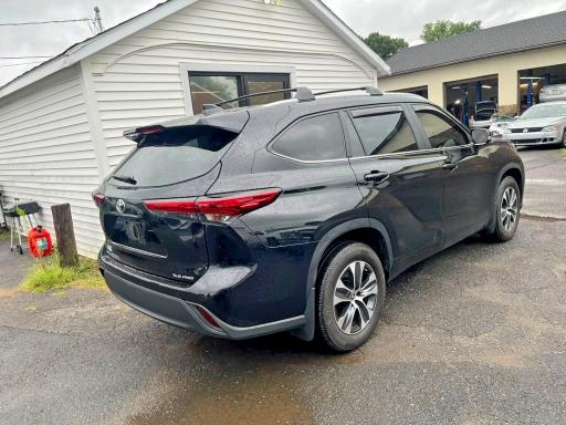 Photo 3 from auction – 2023 TOYOTA HIGHLANDER with VIN 5TDKDRBH2PS010377