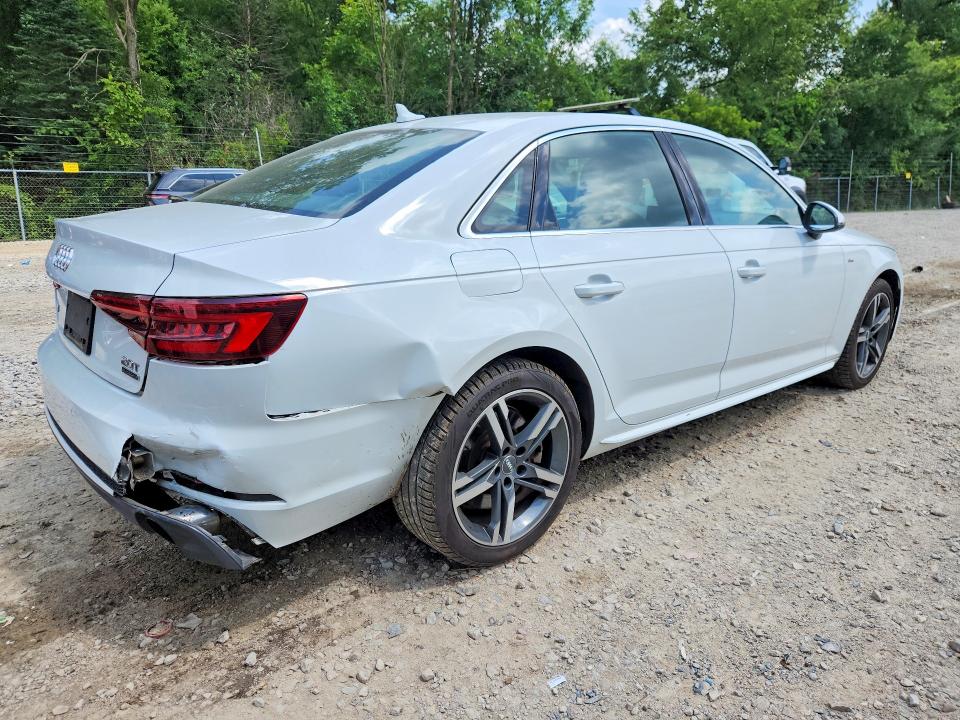 Photo 3 from auction – 2018 AUDI A4 with VIN WAUENAF43JA032117