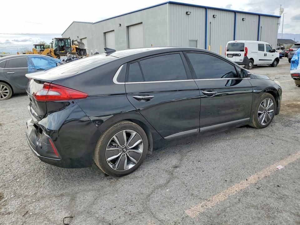 Photo 3 from auction – 2018 HYUNDAI IONIQ with VIN KMHC85LCXJU084181
