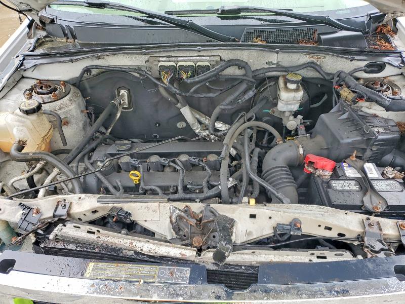 Photo 12 from auction – 2011 FORD ESCAPE with VIN 1FMCU0D79BKC08020