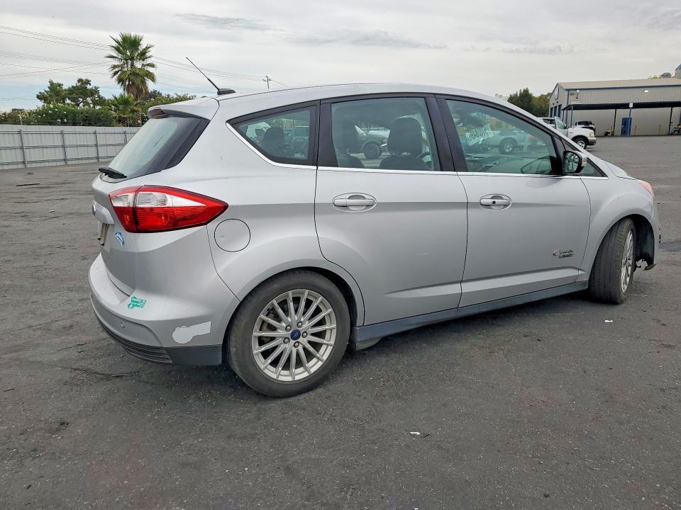 Photo 3 from auction – 2015 FORD C-MAX with VIN 1FADP5CUXFL110303