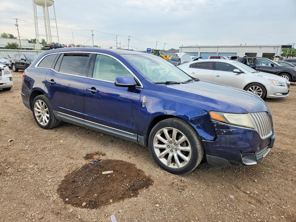 Photo 4 from auction – 2011 LINCOLN MKT with VIN 2LMHJ5FR2BBJ54911