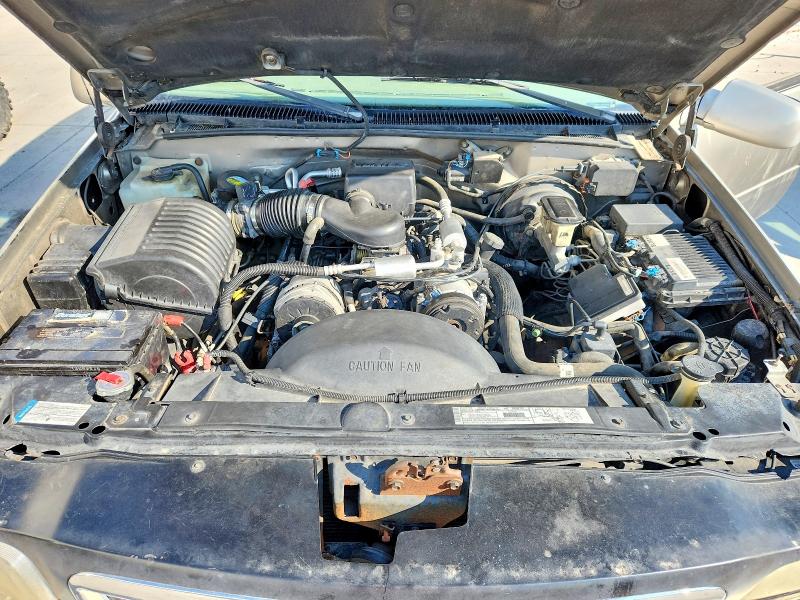 Photo 11 from auction – 2000 CADILLAC ESCALADE with VIN 1GYEK63R3YR180864