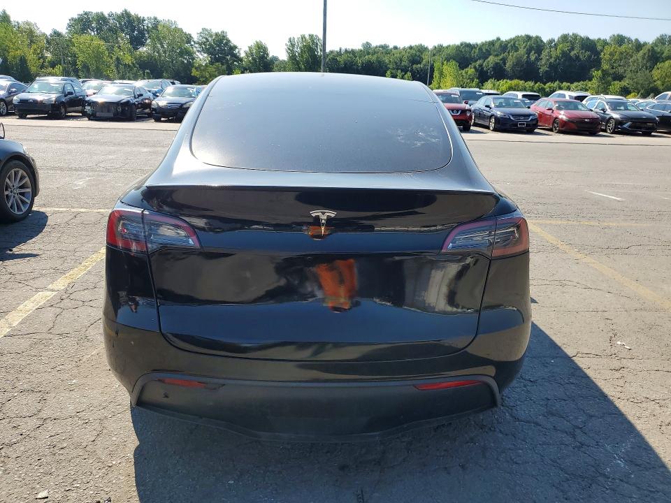 Photo 6 from auction – 2023 TESLA MODEL Y with VIN 7SAYGDEF7PF846739